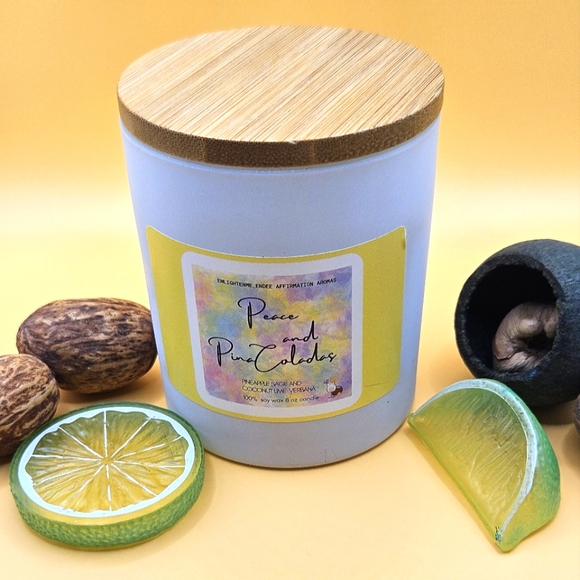 Peace And Pineapples Scented Candle - Pineapple Sage Anf Coconut Lime - Picture 2 of 4